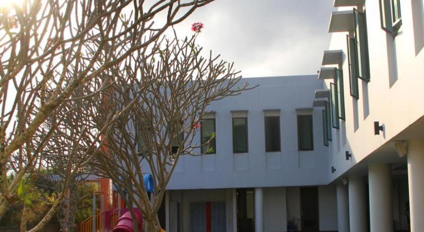 El Hotel מאלאנג מראה חיצוני תמונה