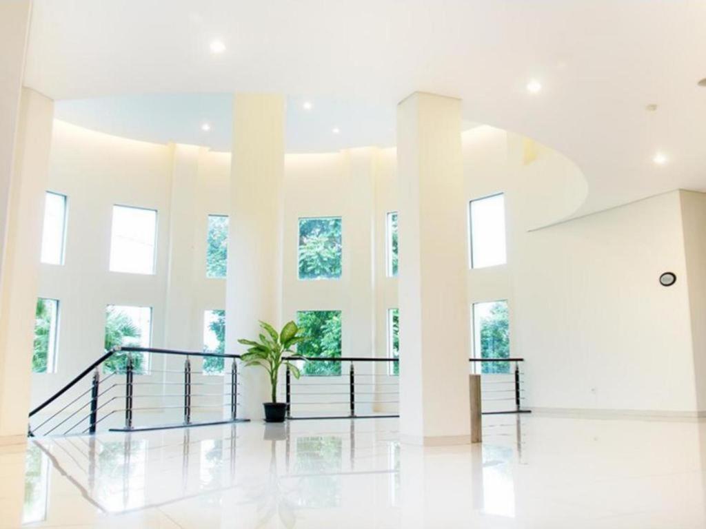 El Hotel מאלאנג מראה חיצוני תמונה