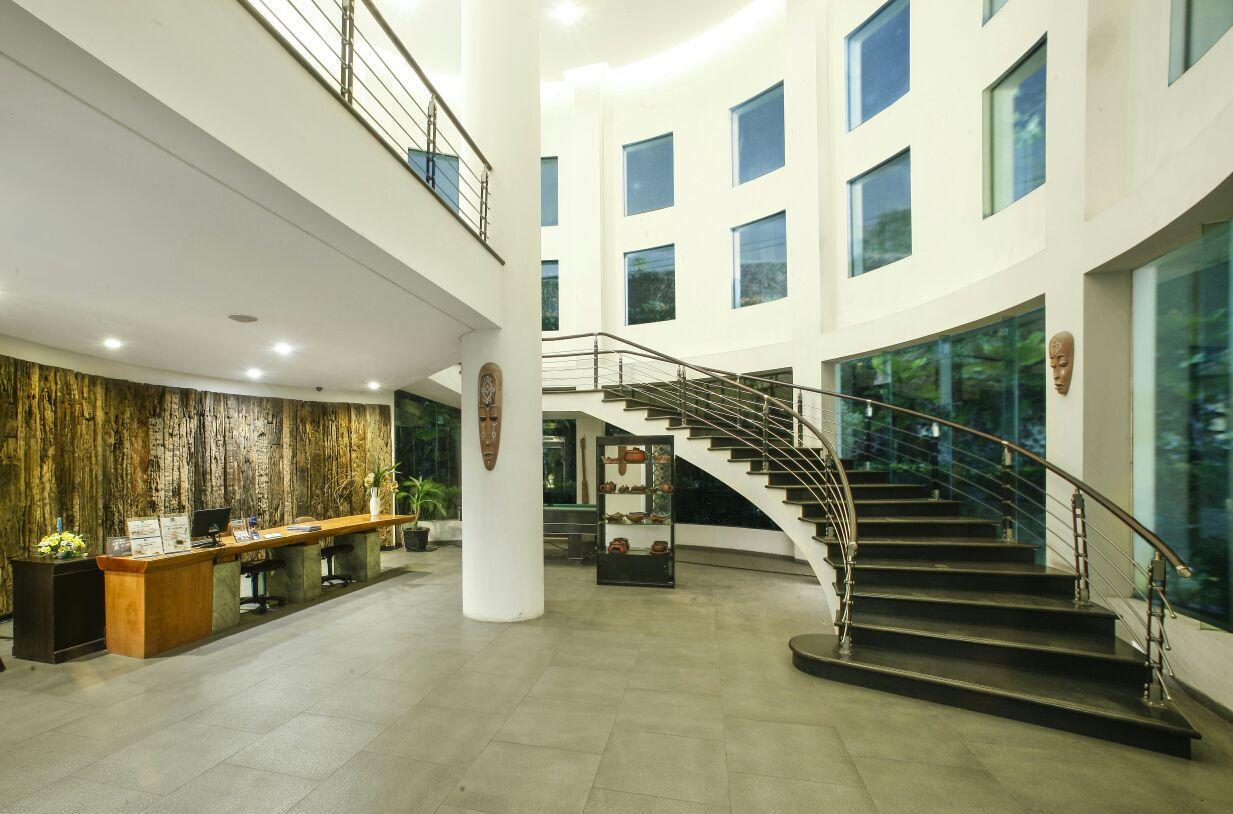 El Hotel מאלאנג מראה חיצוני תמונה