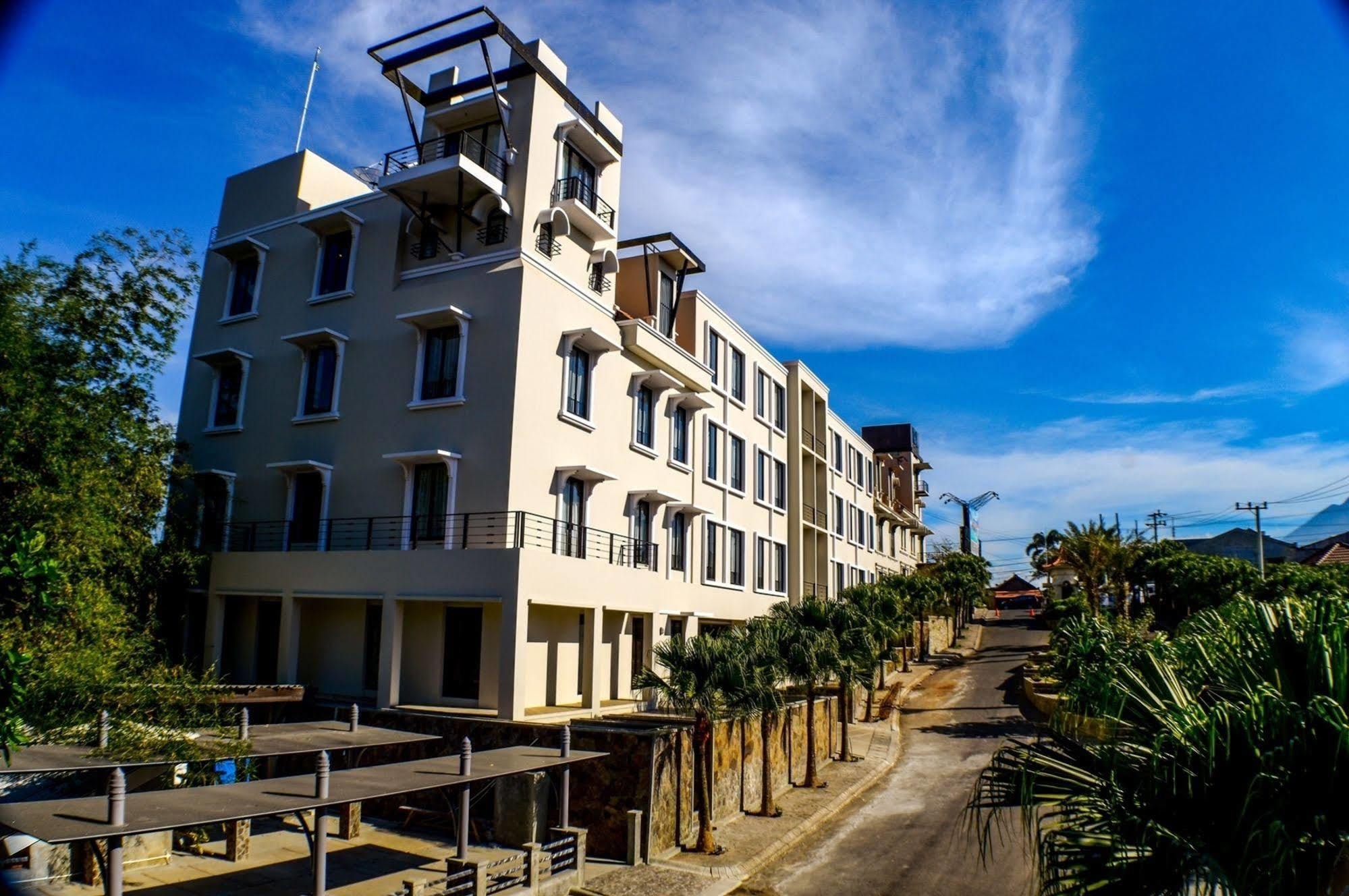 El Hotel מאלאנג מראה חיצוני תמונה