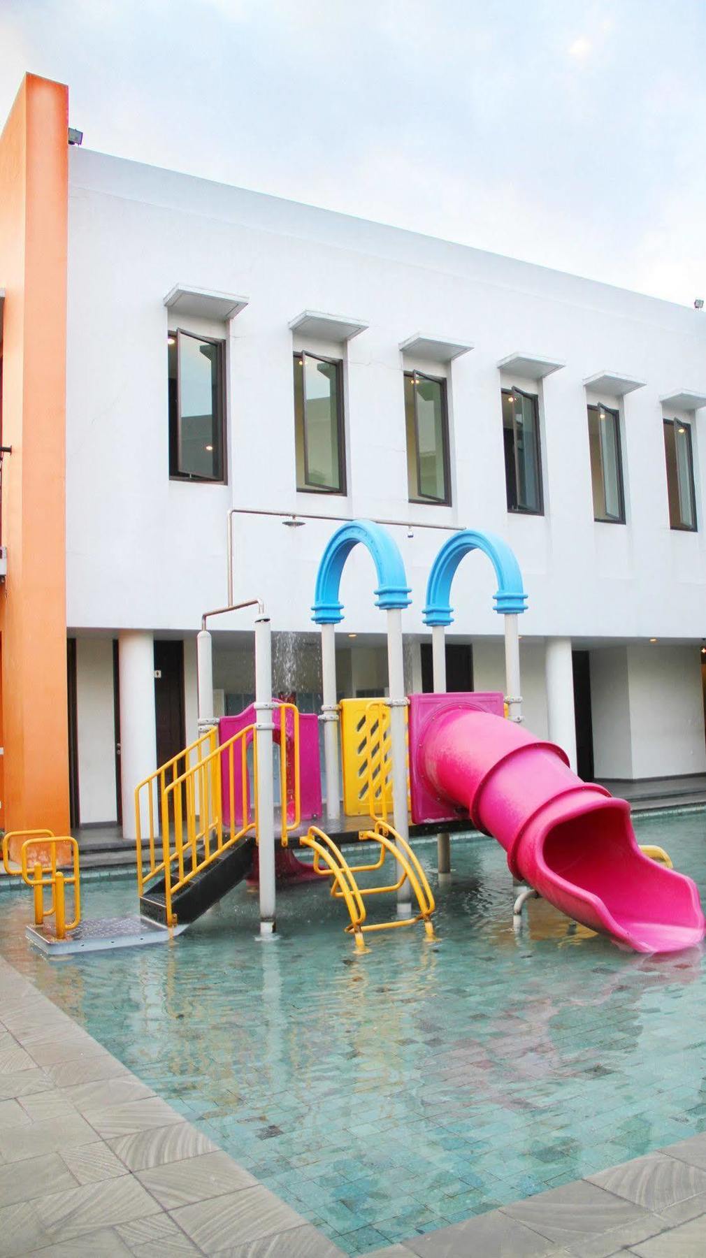El Hotel מאלאנג מראה חיצוני תמונה